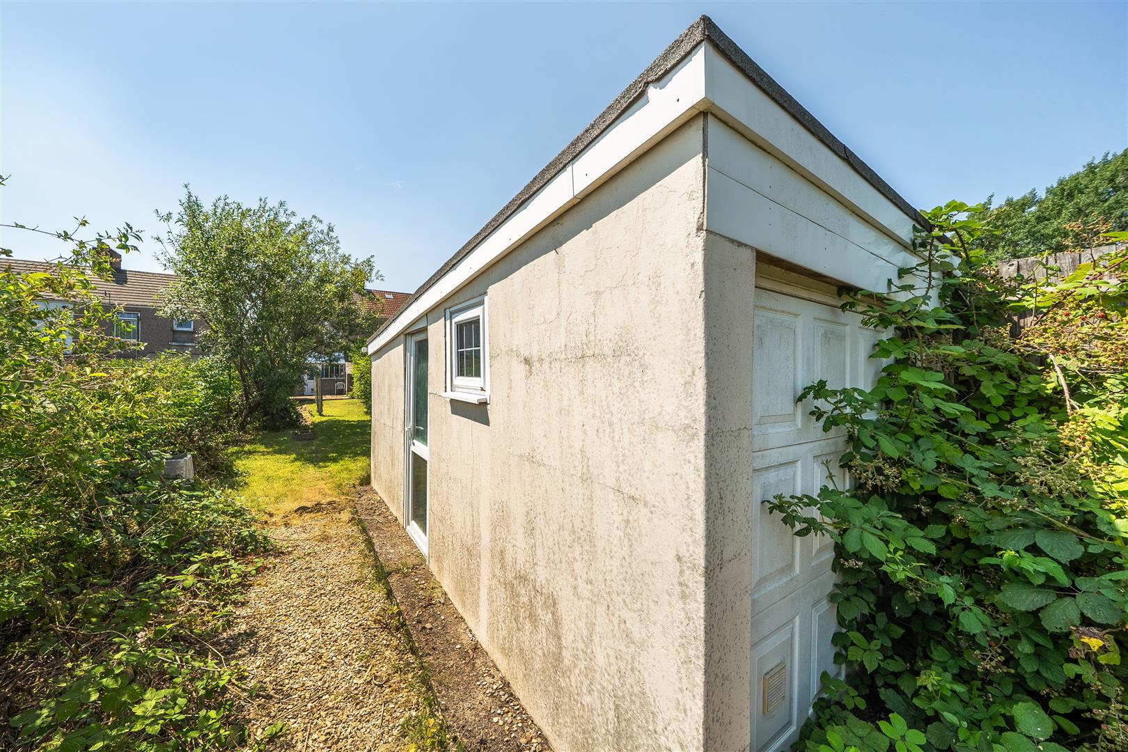 Middle Road, Gendros, Swansea, SA5 8EQ